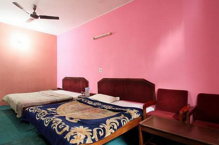 Hotel Surya, Dhar 2
